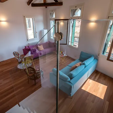 Apartman 20 Windows On *